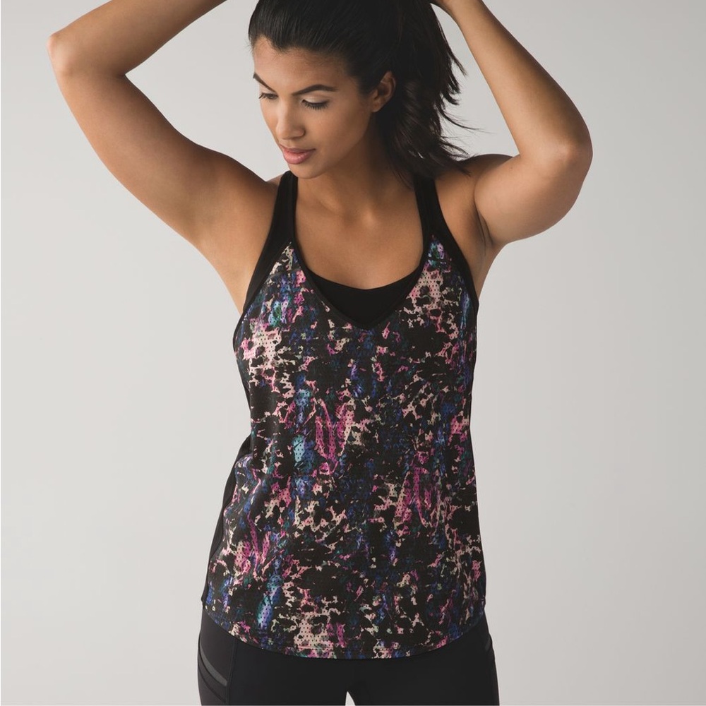 Lululemon Breezy Singlet Tank Top in Floral Sport Black Multi